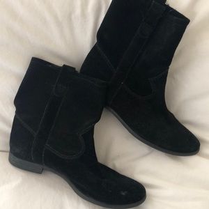 Genuine suede Vince Camuto booties